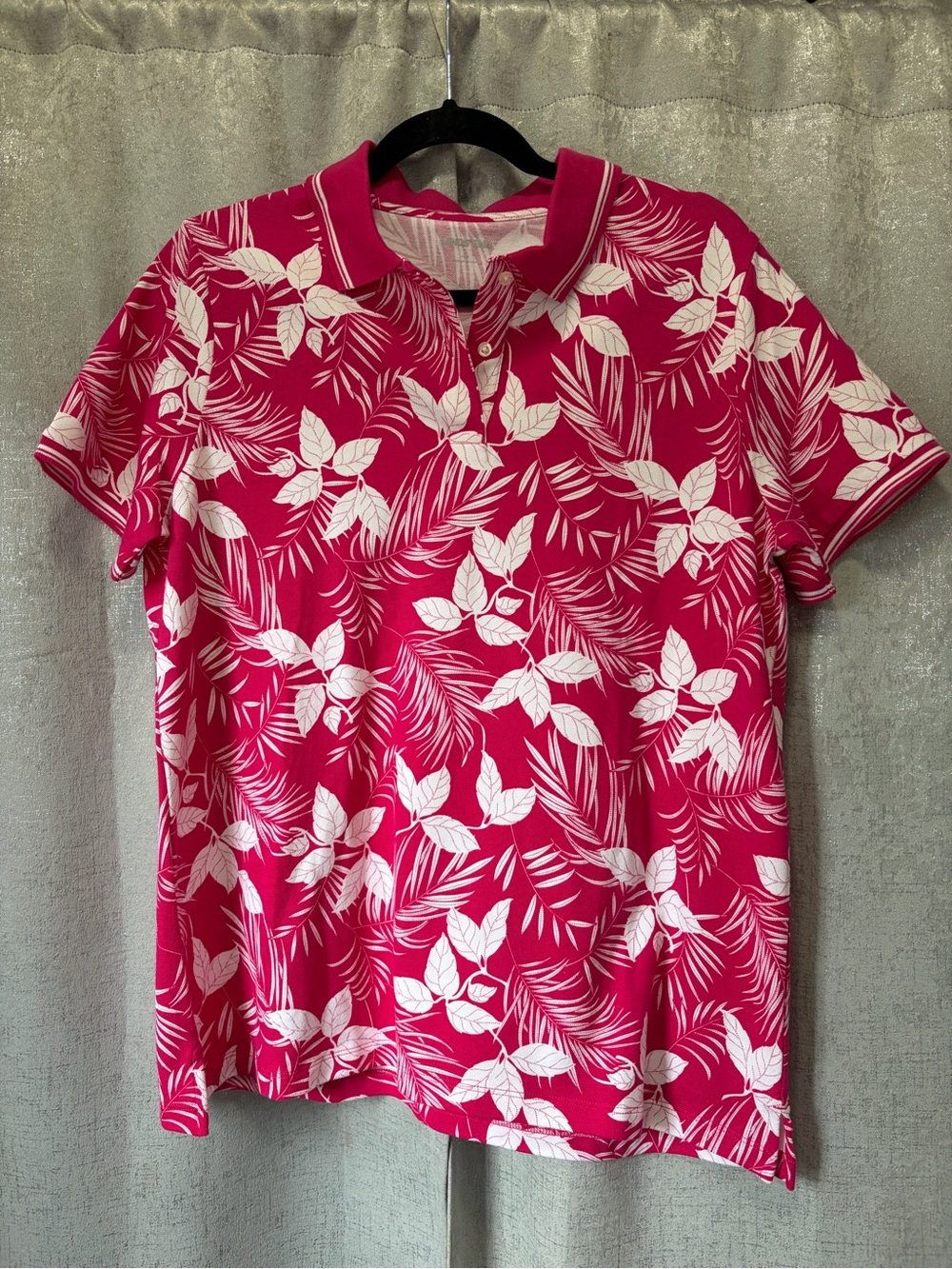 Lands End bright Pink Floral Polo Top Sz large like new L